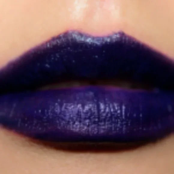 💙💋💄MAC LIPSTICKS IN BLUE BEAT💄💋💙 BRAND NEW IN BOX - Picture 4 of 6